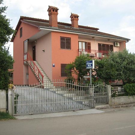 Apartments Adelita Poreč Exterior foto